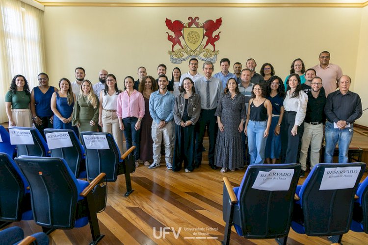 UFV recepciona servidores recentemente empossados