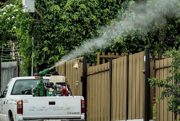 Coimbra inicia aplicação de fumacê contra o mosquito da dengue
