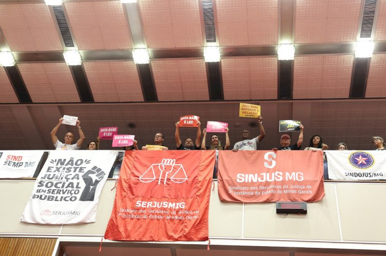 Sancionadas revisões salariais para servidores estaduais