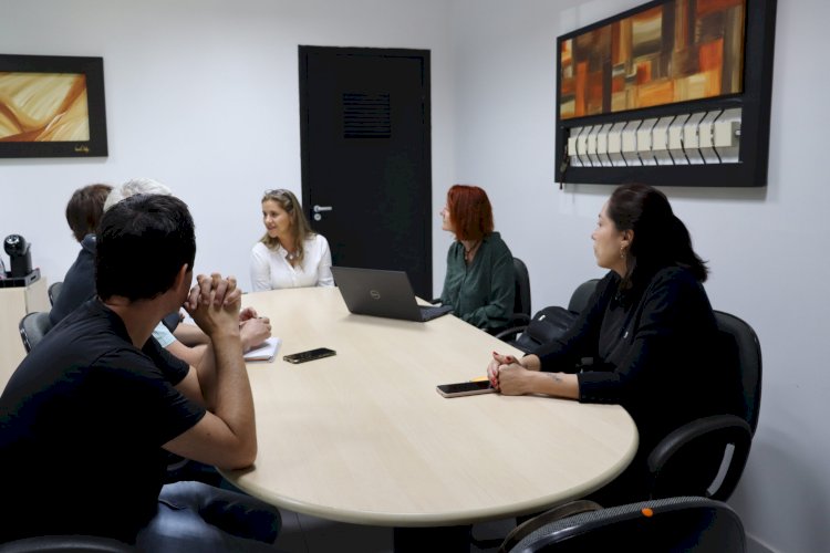 TecnoPARQ discute parcerias com universidades francesas