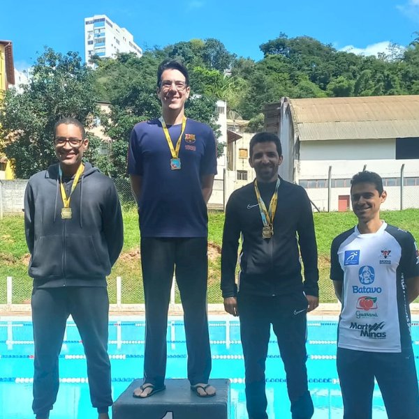 Atletas da UFV conquistam medalhas em Copa de Natação
