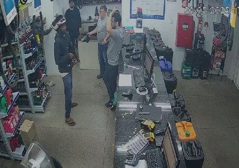 Autopeças é assaltada na Marechal Castello Branco