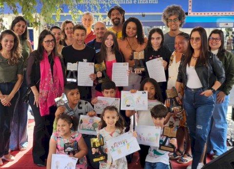 Praça Silviano Brandão foi palco do 5º Feliv
