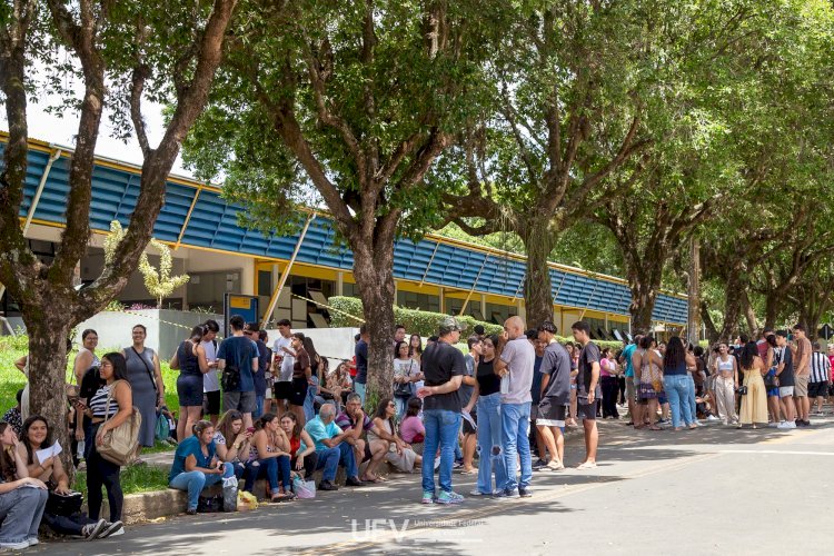 Terminam nesta sexta-feira inscrições do Enem 2025