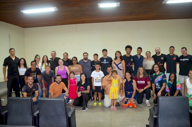 Contemplados do Programa Bolsa Atleta 2025 foram homenageados