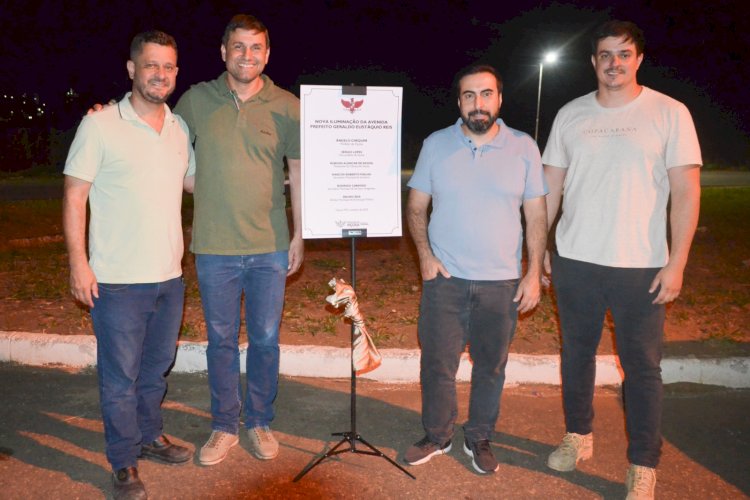 Prefeitura inaugura iluminação na avenida Prefeito Geraldo Eustáquio Reis