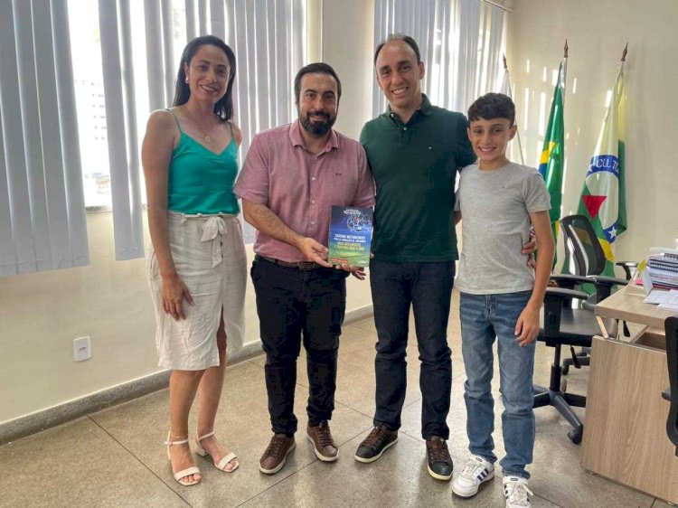 Prefeito de Viçosa se reúne com professor da UFV para firmar parcerias no Esporte