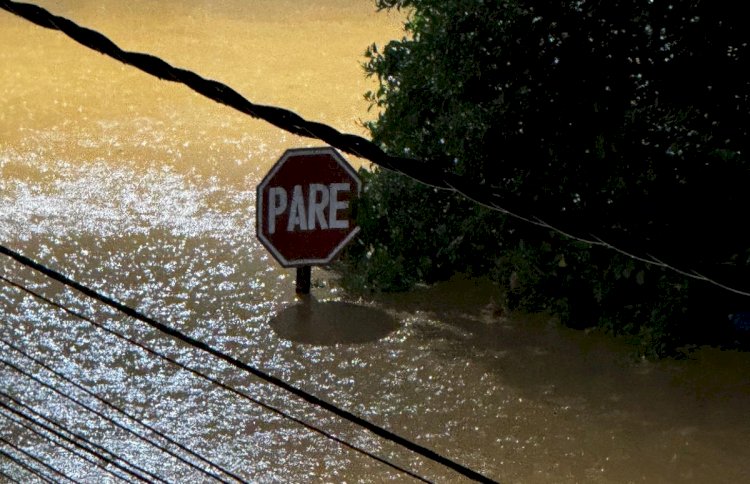 Temporal castiga Ubá na madrugada desta terça-feira