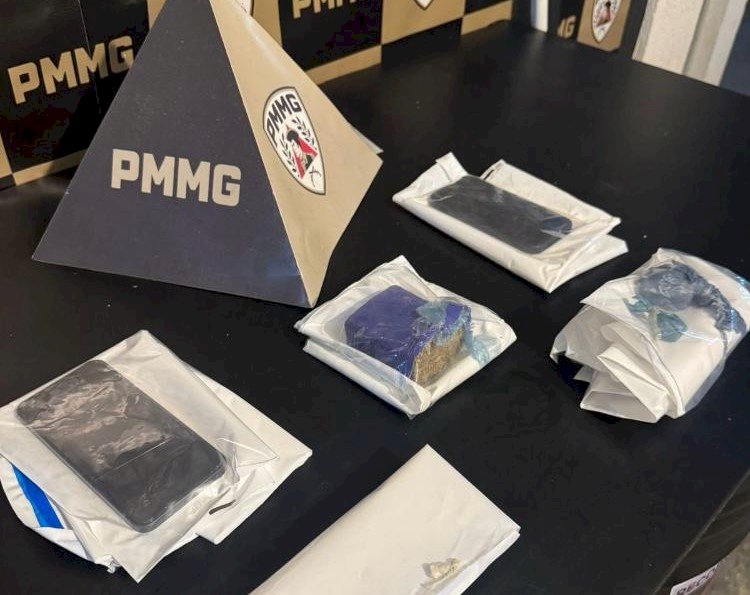 Perseguição policial em Cajuri termina com dois presos e apreensão de drogas