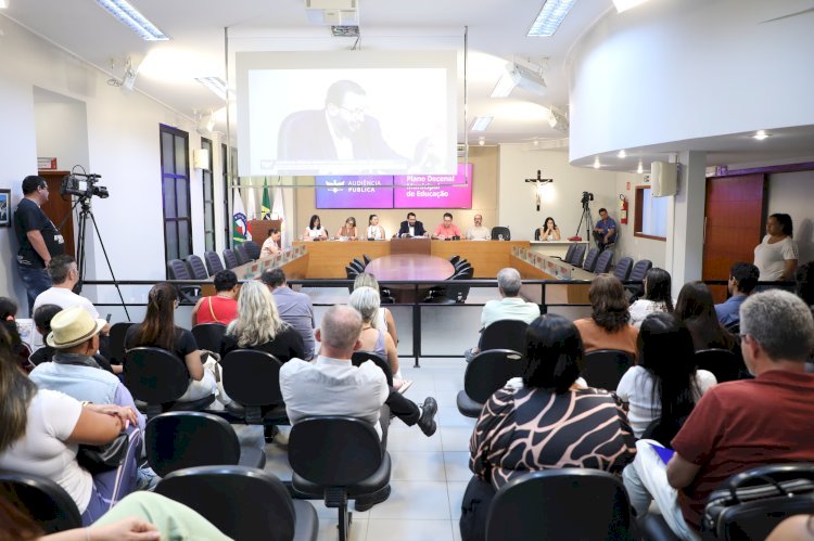 Câmara de Viçosa debate direitos e inclusão da comunidade cigana Calon em audiência pública