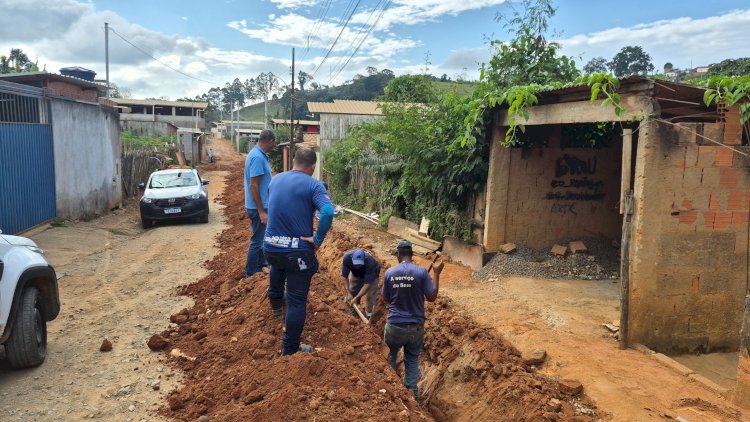 Saae conclui troca de rede de água em Nova Viçosa e prepara ruas para calçamento