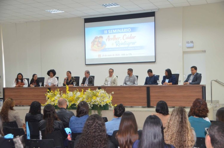 Viçosa sedia 2º Seminário Regional da Família Acolhedora com a presença de 43 municípios