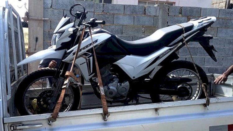 Polícia Civil recupera moto furtada em Visconde do Rio Branco