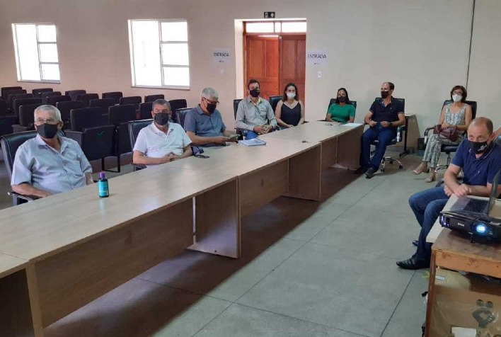 Comissão Especial de Assuntos Econômico apresenta o Plano