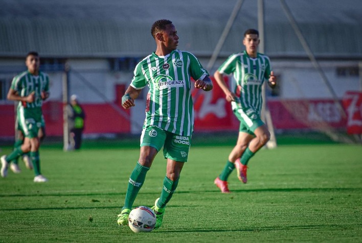 Atleta de Viçosa é promessa do Juventude