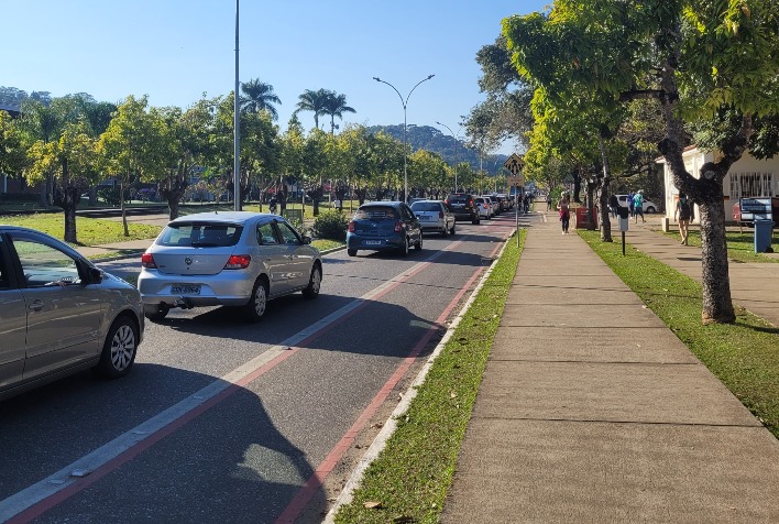 CRLV 2023 para veÃculos com placas de finais 4, 5 e 6 começa a ser exigido em Minas Gerais