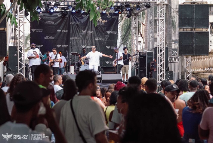 Homenagens marcam o Dia do Samba em Viçosa