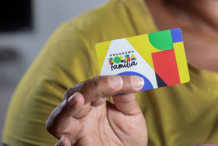 Caixa paga novo Bolsa Família a beneficiários com NIS de final 7