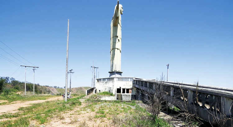 Comunidade denuncia abandono do Parque do Cristo