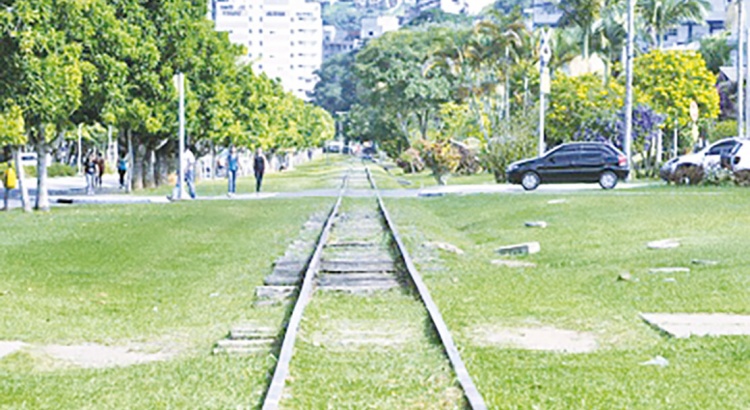 Qual será o destino da linha férrea?